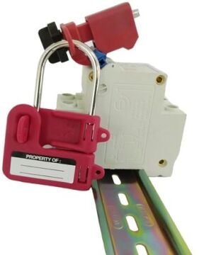 Kırmızı Plastik Saplı Çelik Çoklandırıcı