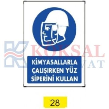 KİMYASALLARLA ÇALIŞIRKEN YÜZ SİPERİNİ KULLAN
